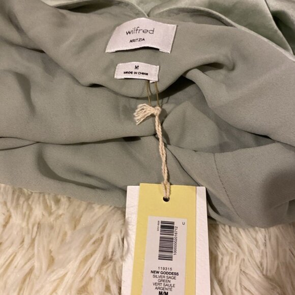 NWT ❤️ Aritzia Goddess Satin maxi dress - Picture 8 of 12